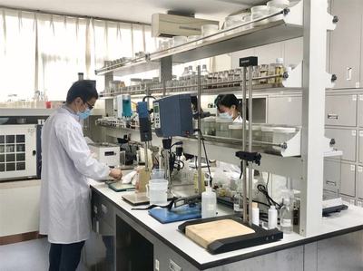 肇慶化妝品產(chǎn)業(yè)鏈探秘 從OEM代工到品牌銷售，一站式購(gòu)物指南